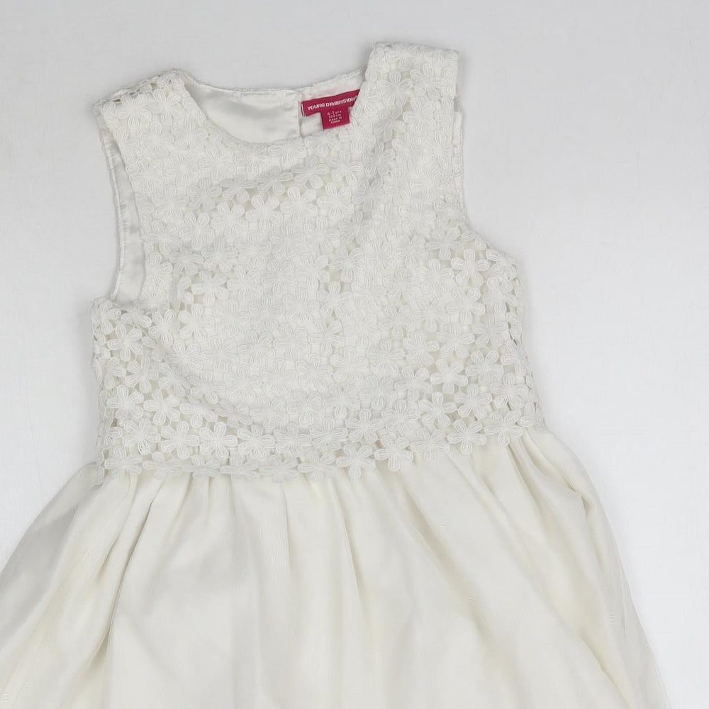 Young Dimension Girls White  Lace Fit & Flare  Size 6-7 Years