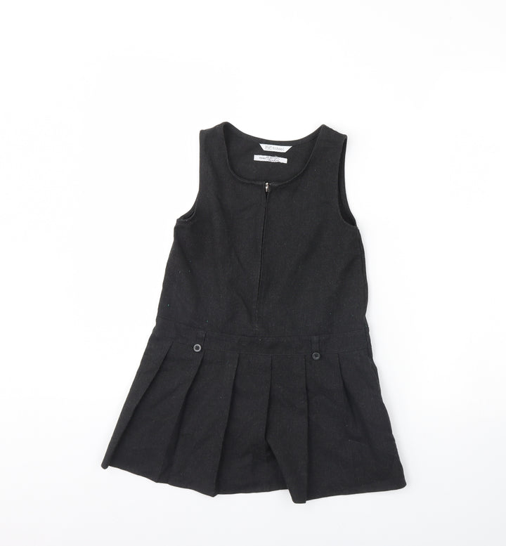 F&F Girls Grey   Pinafore/Dungaree Dress  Size 5 Years