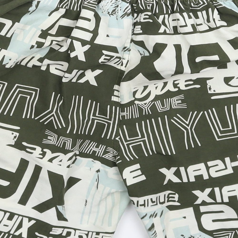 Preworn Boys Multicoloured   Bermuda Shorts Size L