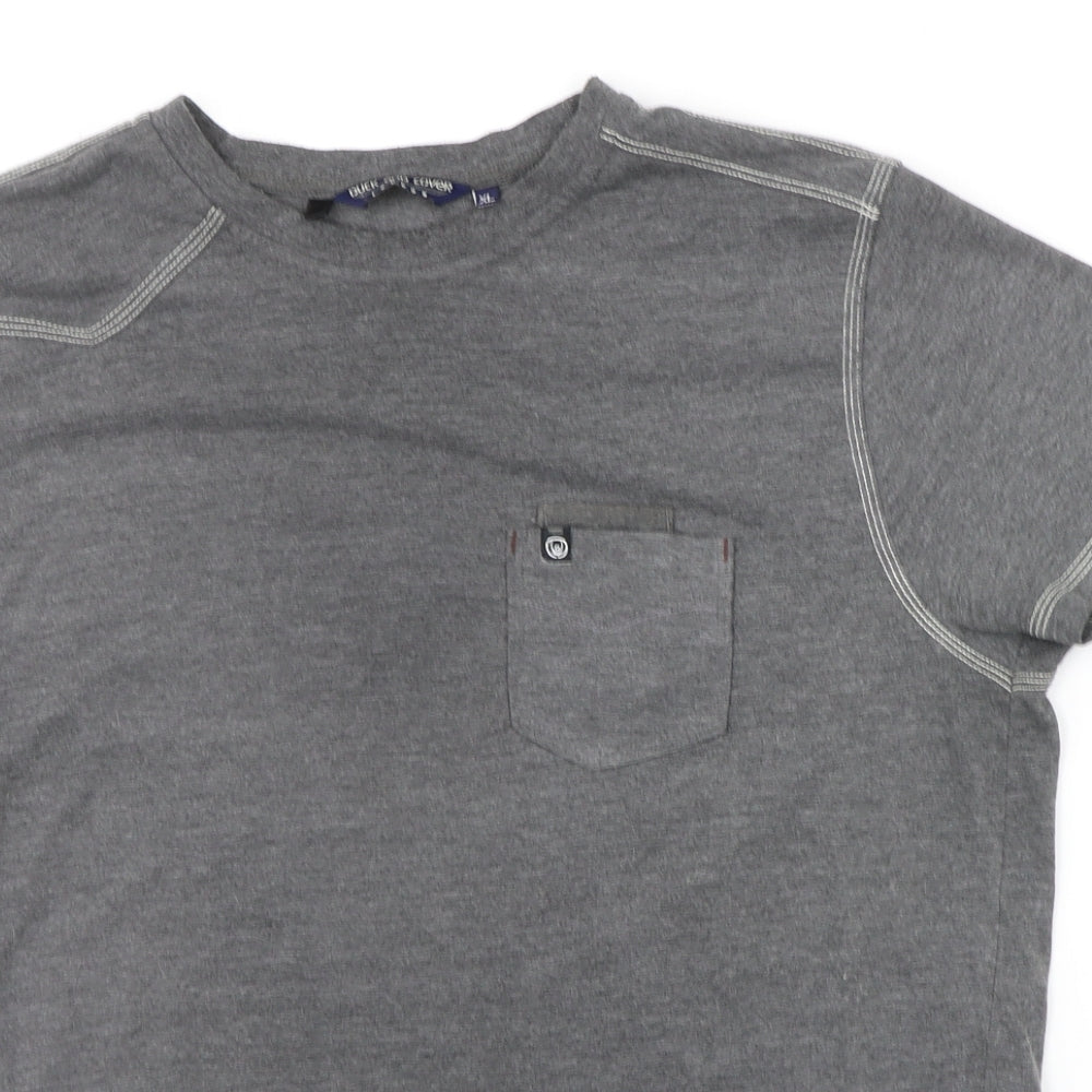 Duck and Cover Mens Grey    T-Shirt Size XL