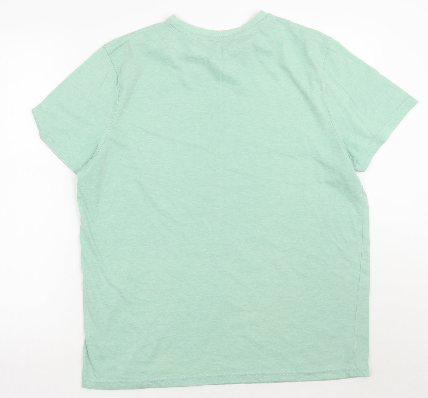 George Mens Green    T-Shirt Size L