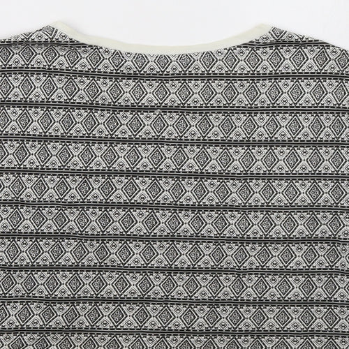 New Look Girls Black Geometric  Cropped Polo Size 12-13 Years