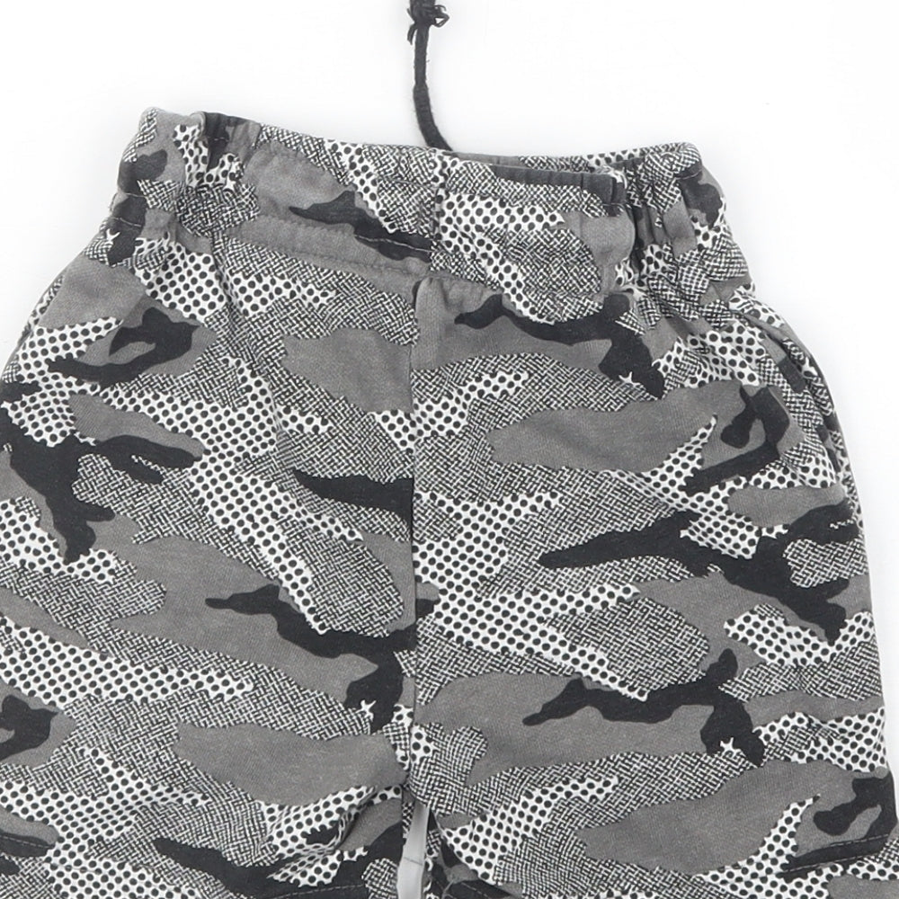 Nutmeg Boys Grey Geometric  Sweat Shorts Size 3-4 Years