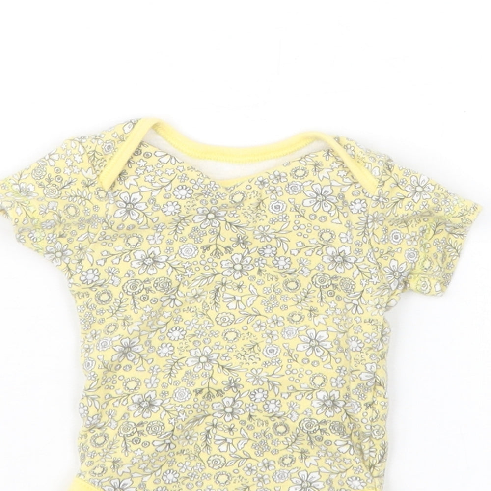 Nutmeg Girls Yellow Floral  Babygrow One-Piece Size Newborn