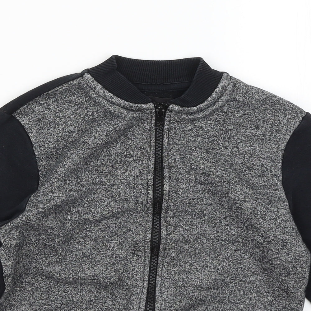 River Island Boys Black   Full Zip Jumper Size 5-6 Years