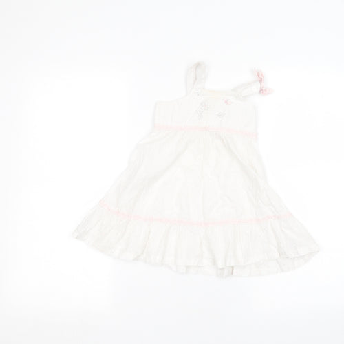 bebe Baby White   A-Line  Size 12 Months