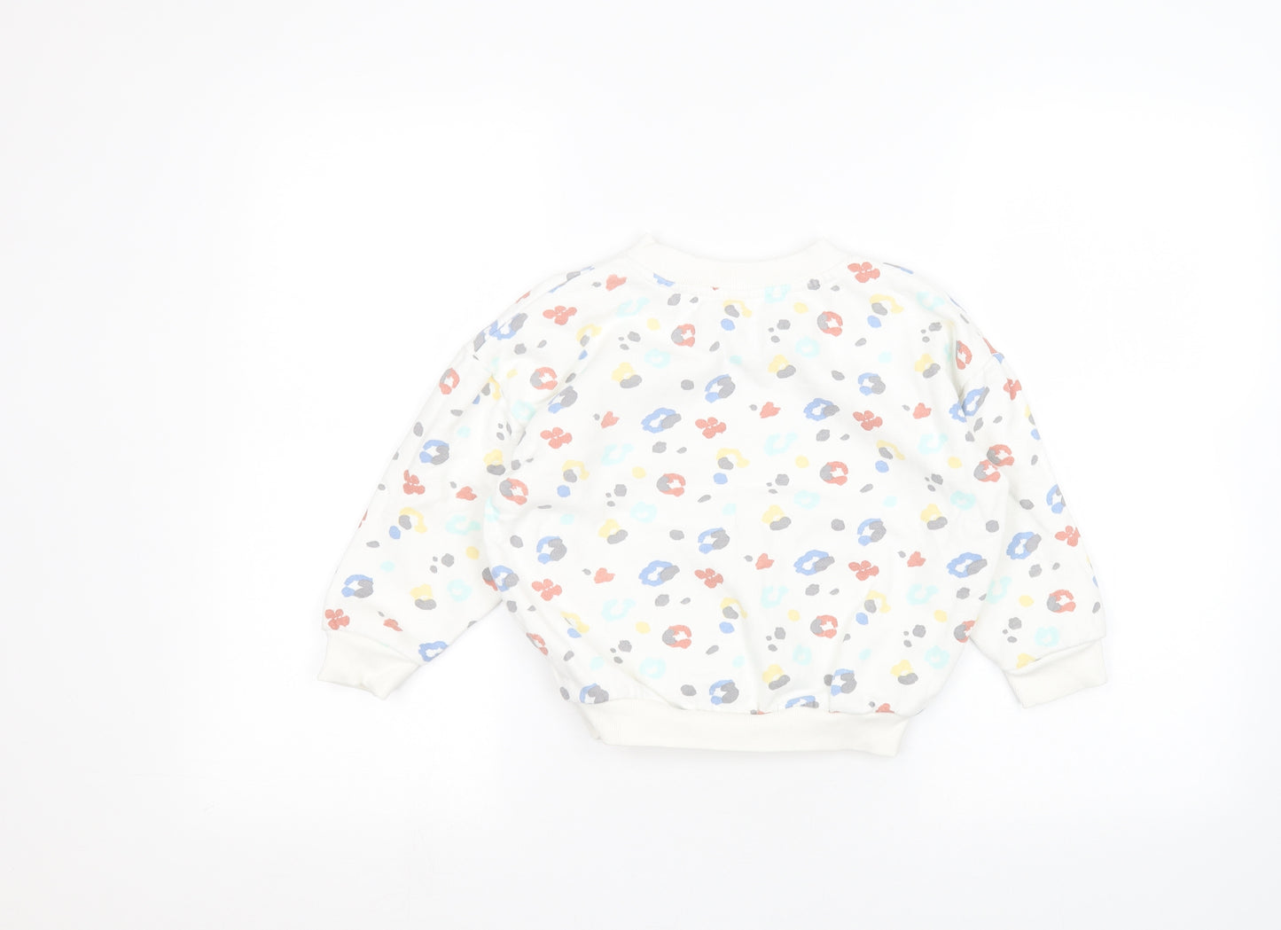 Primark Girls White   Pullover Jumper Size 4-5 Years