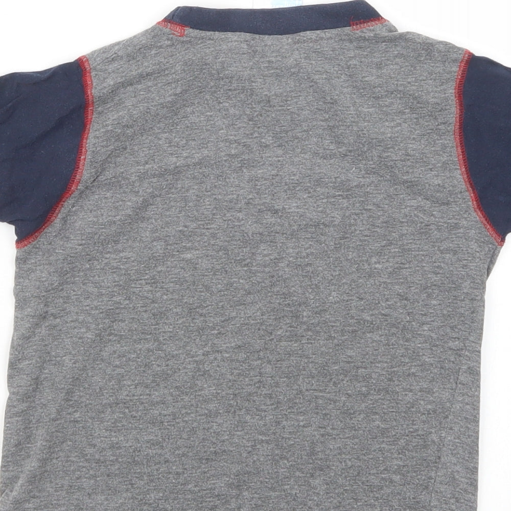 Thomas & Friends Boys Grey Geometric  Basic T-Shirt Size 4-5 Years  - Thomas the Tank