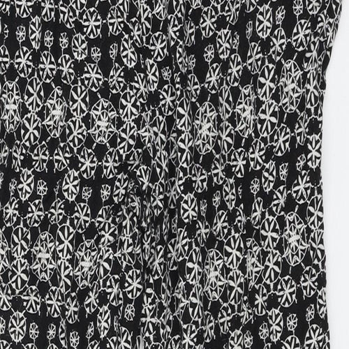 Atmosphere Womens Black Floral  Cropped Trousers Size 8 L24 in