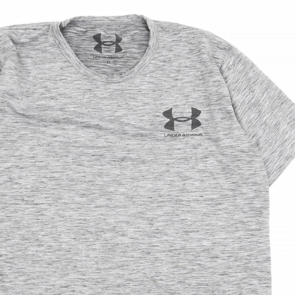 Under armour Mens Grey    T-Shirt Size XL