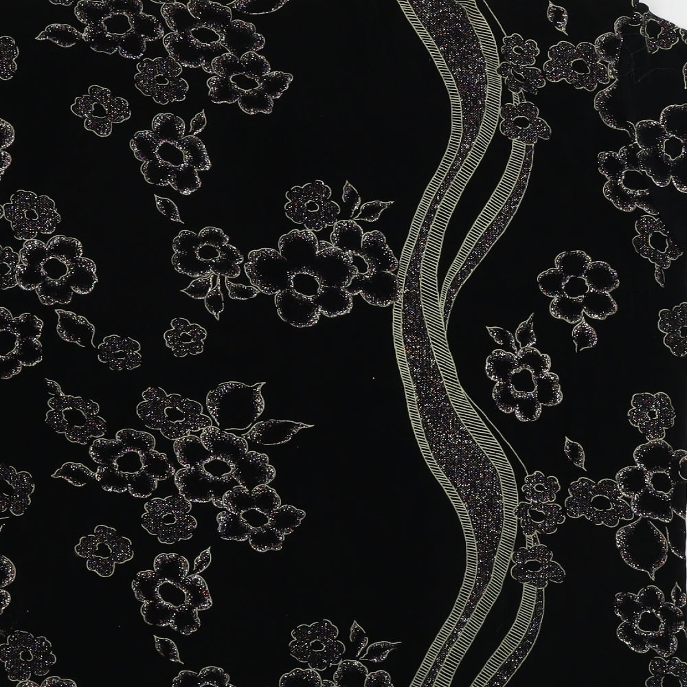 Eye Casuals  Womens Black Floral  Basic T-Shirt Size M