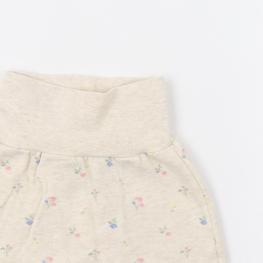 H&M Baby Beige Floral  Jogger Leggings Size 0-3 Months