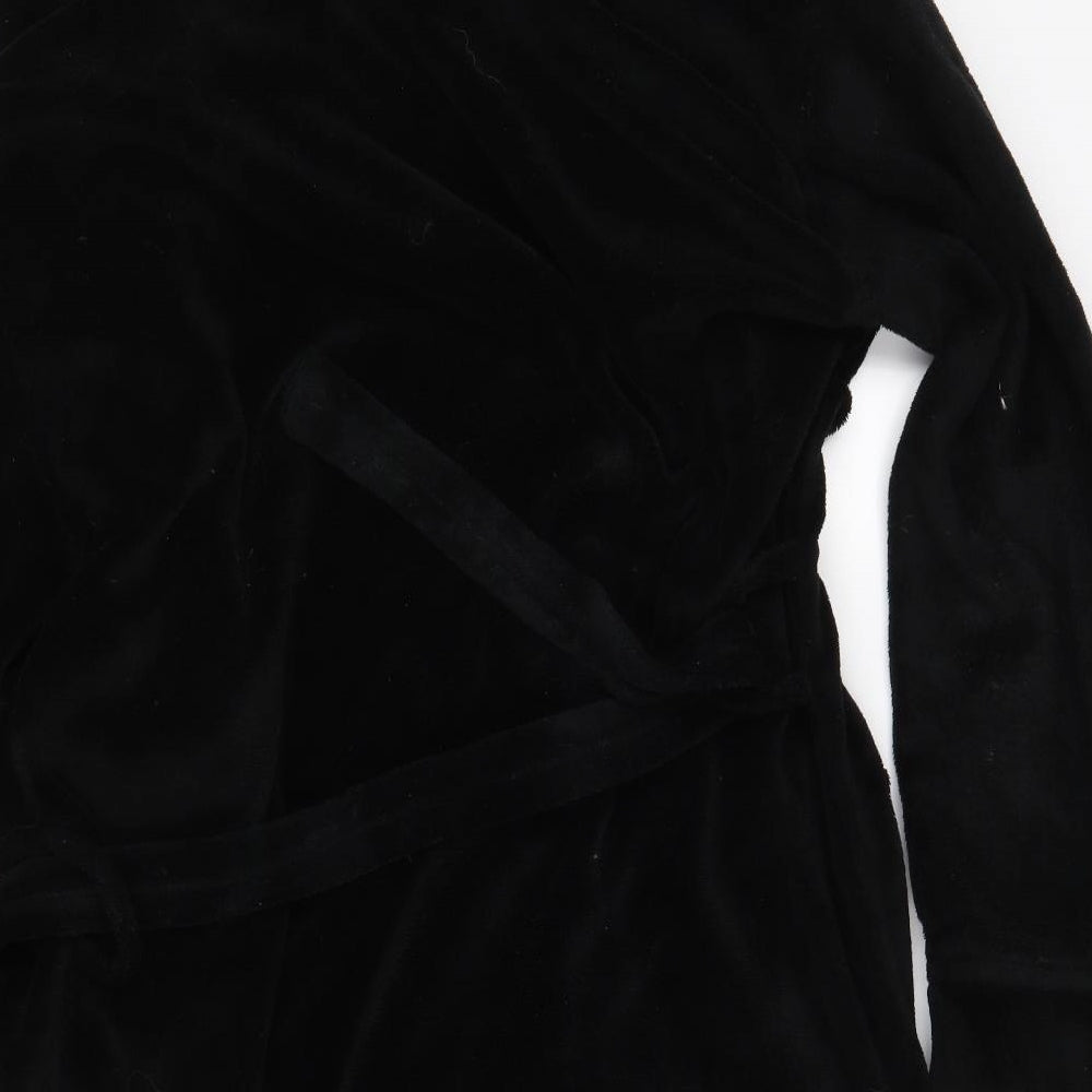Cedar Wood State Mens Black    Gown Size S