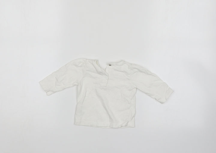 Preworn Girls White Pullover Jumper Size 0-3 Months