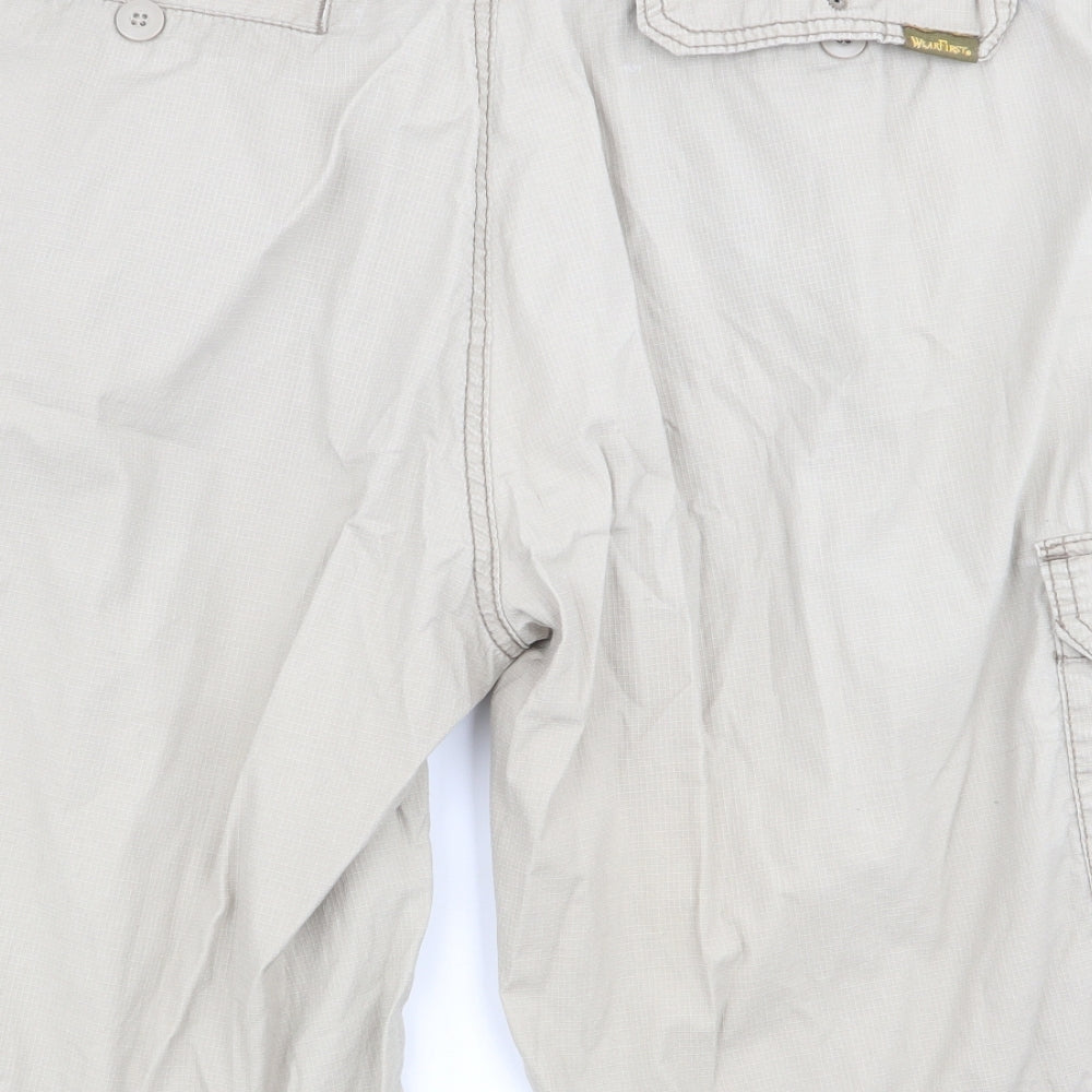 Wearfirst Mens Beige   Cargo Shorts Size 34 in