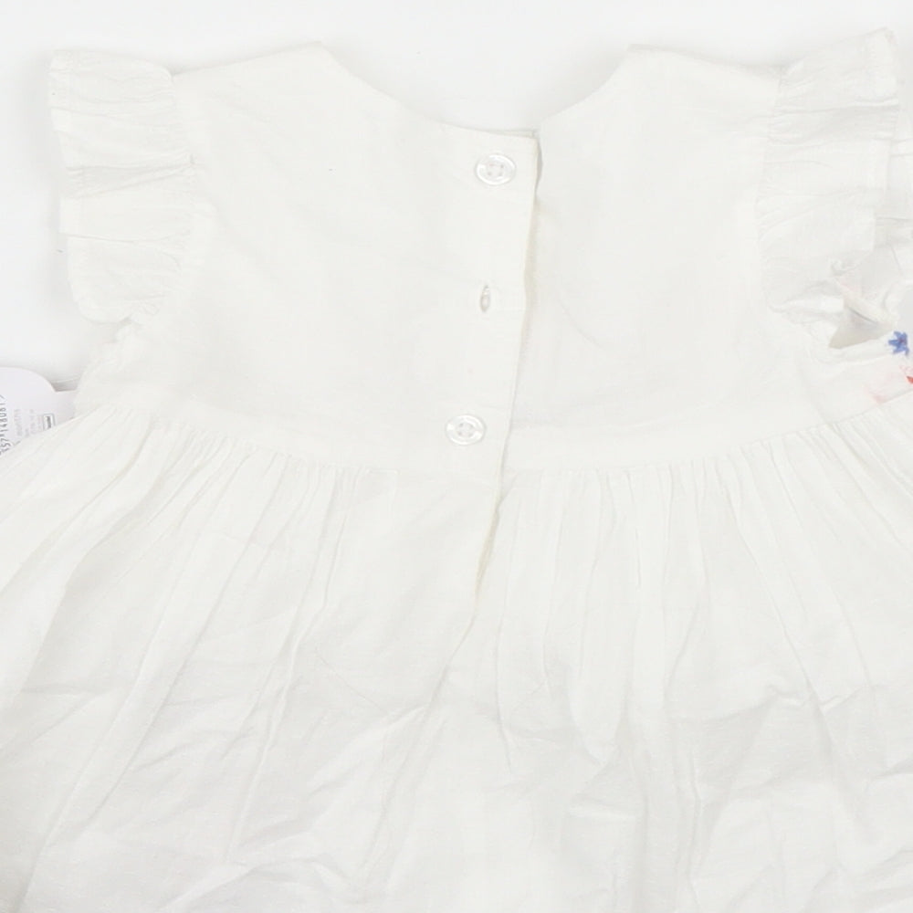 Nutmeg Girls White Floral  A-Line  Size 3-6 Months  - Hat included