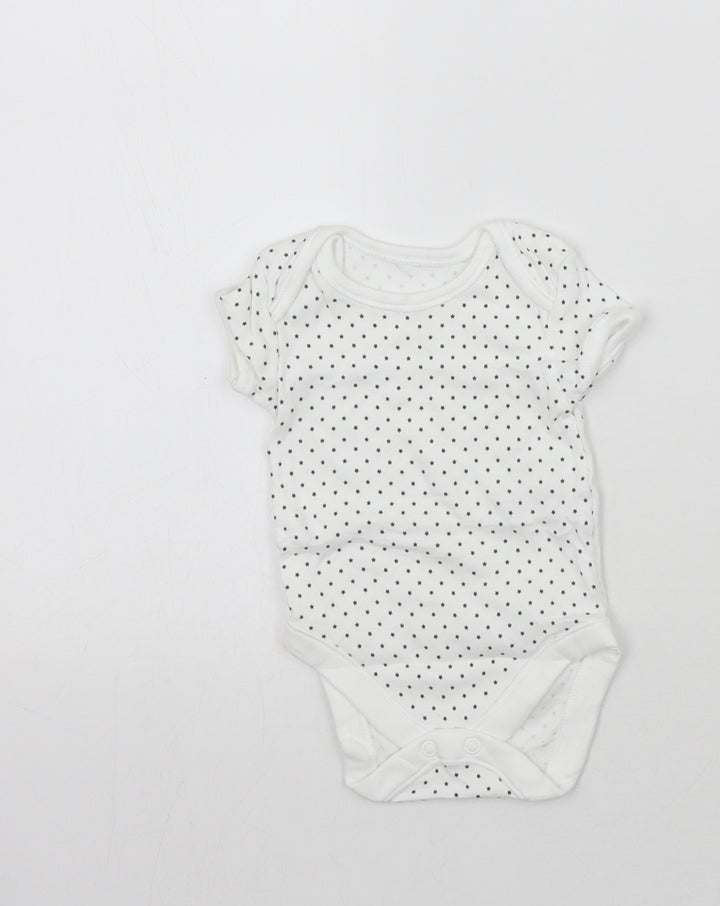 George Baby White Geometric Babygrow One-Piece Size 0-3 Months