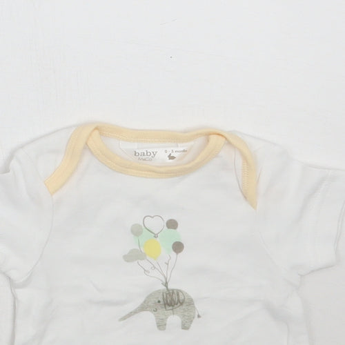 M^co Baby White   Basic T-Shirt Size 0-3 Months
