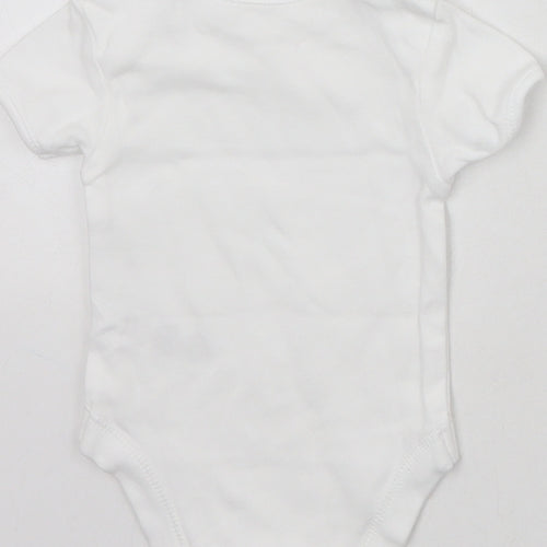 George Baby White   Babygrow One-Piece Size Newborn