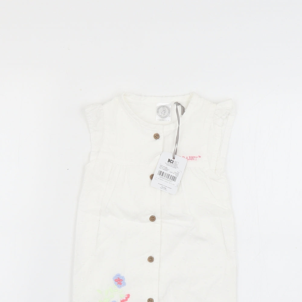 TU Baby White Geometric  Dungaree Outfit/Set Size 3-6 Months