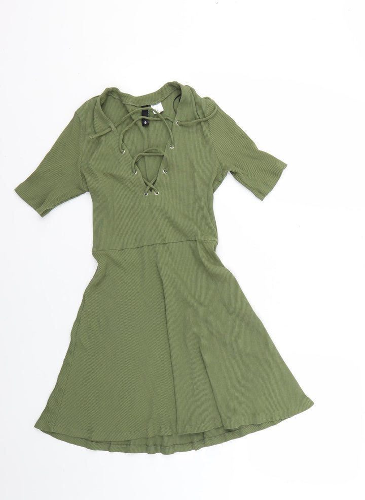H&M Womens Green   Fit & Flare  Size 6