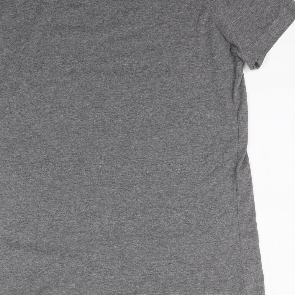 TU Mens Grey    T-Shirt Size M  - Star wars Stormtrooper