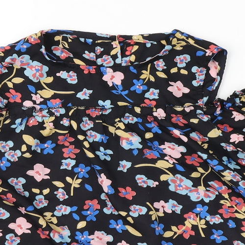 Preworn Girls Black Fair Isle  Basic Blouse Size 10-11 Years