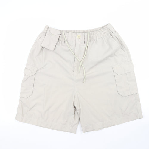 MCN Womens Grey   Bermuda Shorts Size 3XL