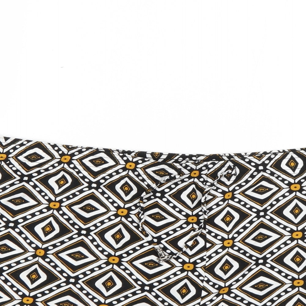 Papaya Womens Multicoloured Geometric  Cut-Off Shorts Size 20