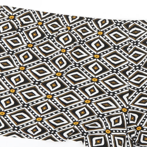 Papaya Womens Multicoloured Geometric  Cut-Off Shorts Size 20