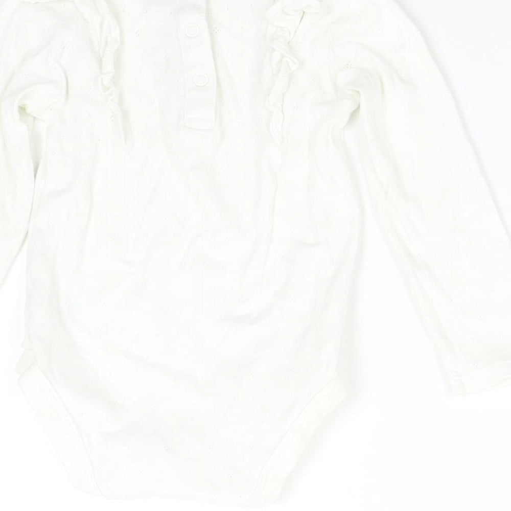 TU Baby White   Babygrow One-Piece Size 12-18 Months
