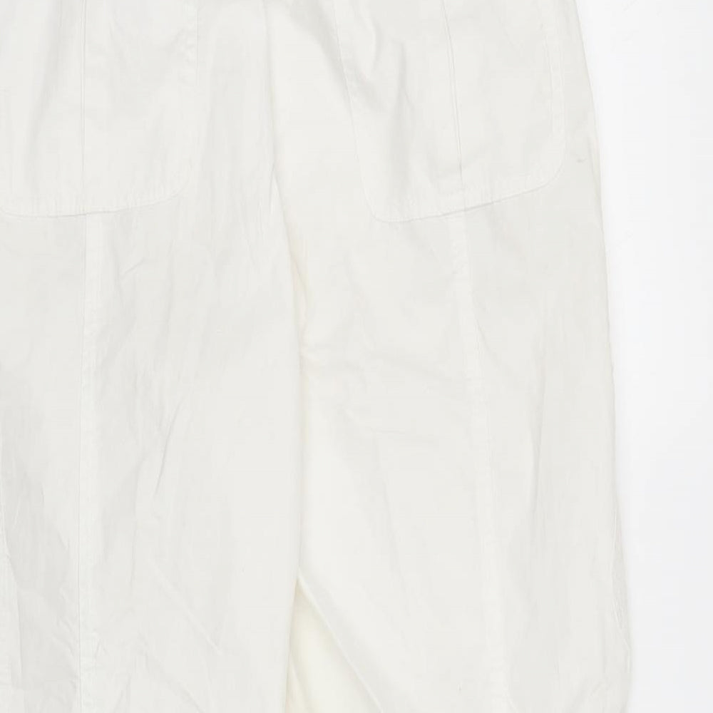 Arquette Womens White   Capri Trousers Size 16 L22 in
