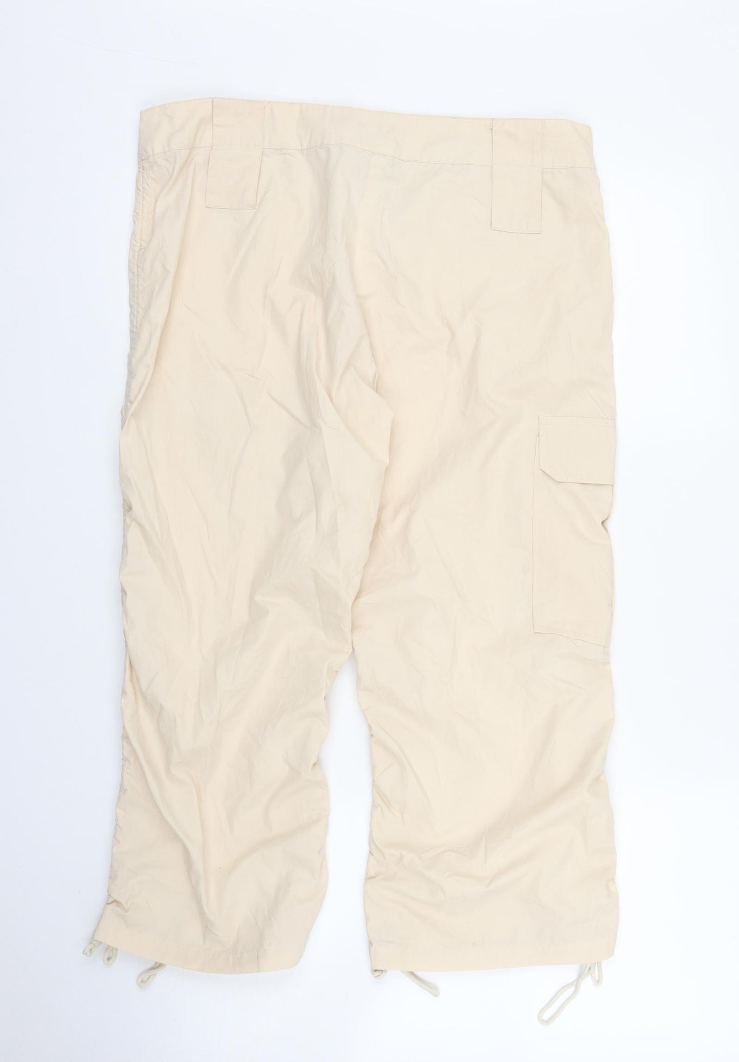 B&B Womens Beige   Capri Trousers Size 14 L21 in
