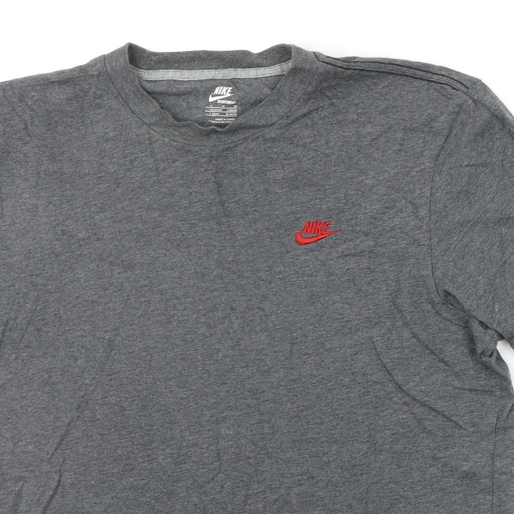 Nike Mens Grey    T-Shirt Size M