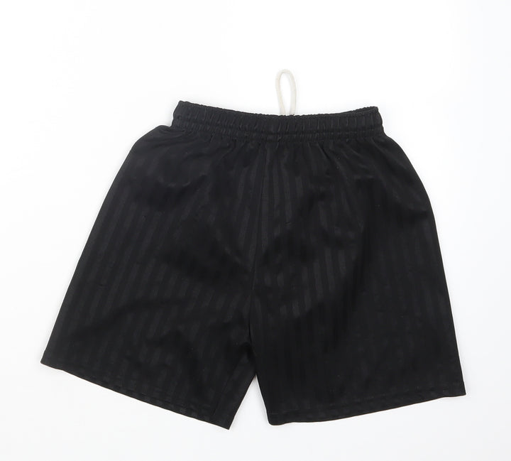 Preworn Boys Black   Bermuda Shorts Size 9-10 Years