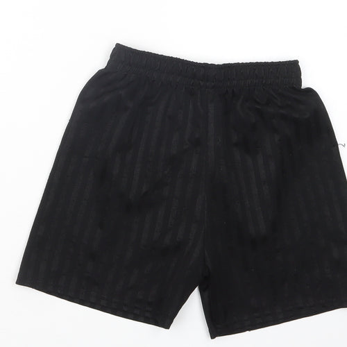 Preworn Boys Black   Bermuda Shorts Size 7-8 Years