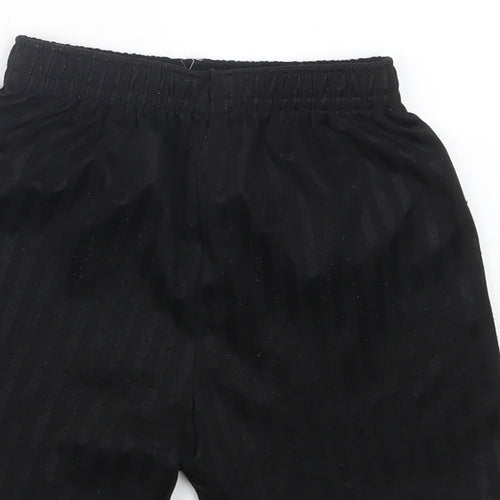 Preworn Boys Black   Bermuda Shorts Size 7-8 Years