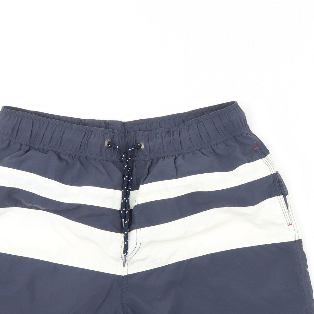 Maine Mens Blue   Bermuda Shorts Size M