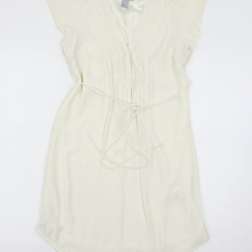 H&M Womens White   Mini  Size 6