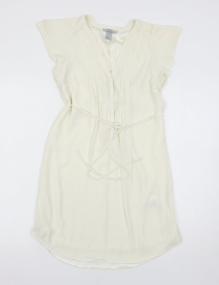 H&M Womens White Mini Size 6