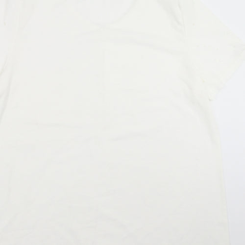Preworn Womens White   Basic T-Shirt Size M  - hole pattern