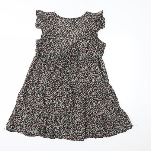 Preworn Womens Black Floral  Fit & Flare  Size 16