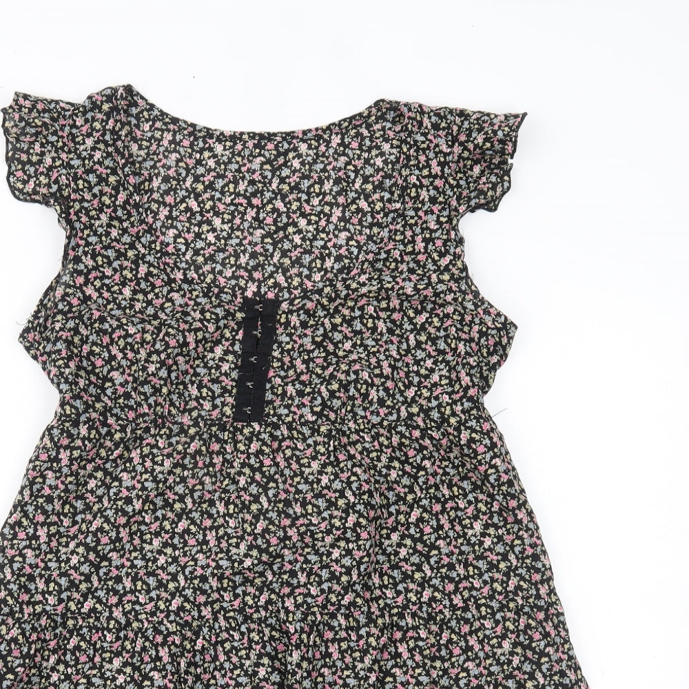 Preworn Womens Black Floral  Fit & Flare  Size 16