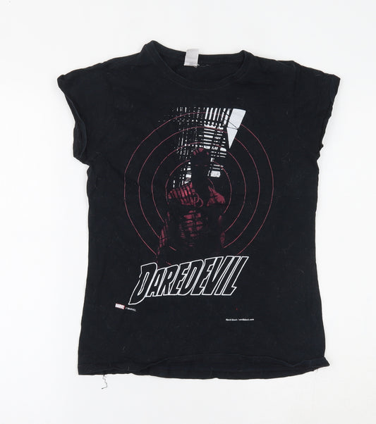 Front view of Gildan women’s black basic t-shirt, size S
