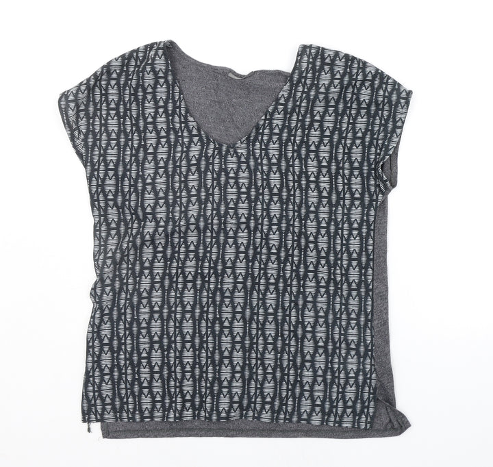 Yessica Womens Grey Geometric Basic T-Shirt Size S