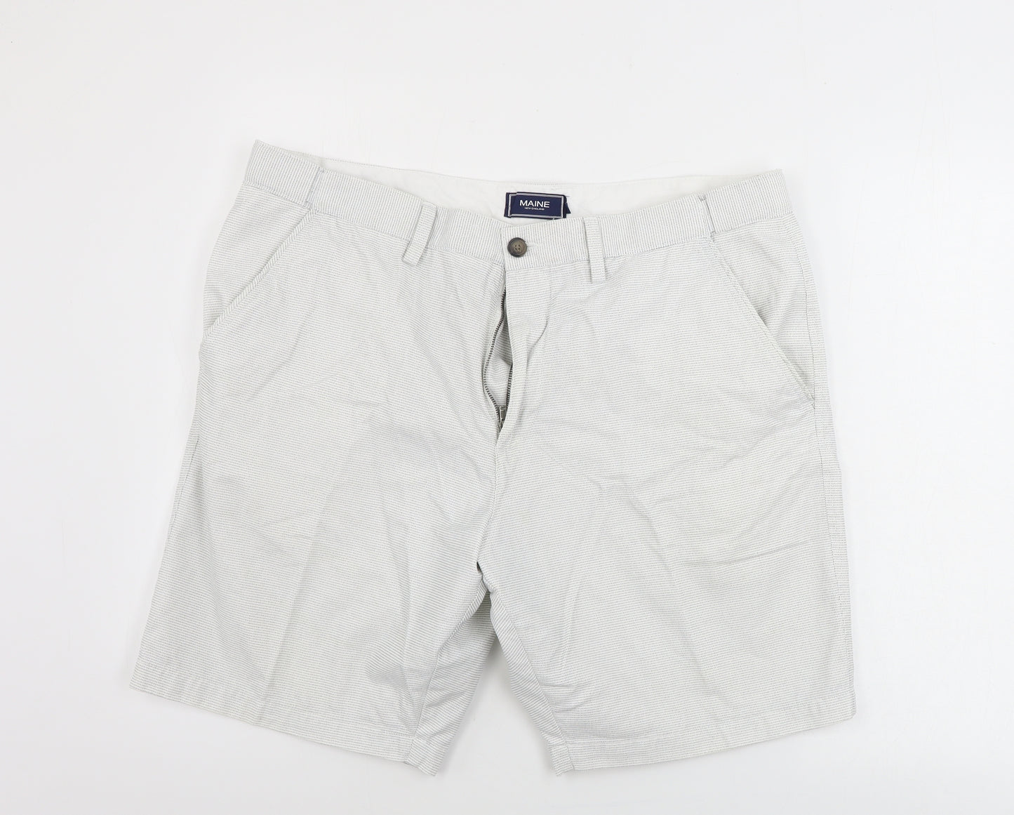 Maine New England  Mens White   Chino Shorts Size 40 in