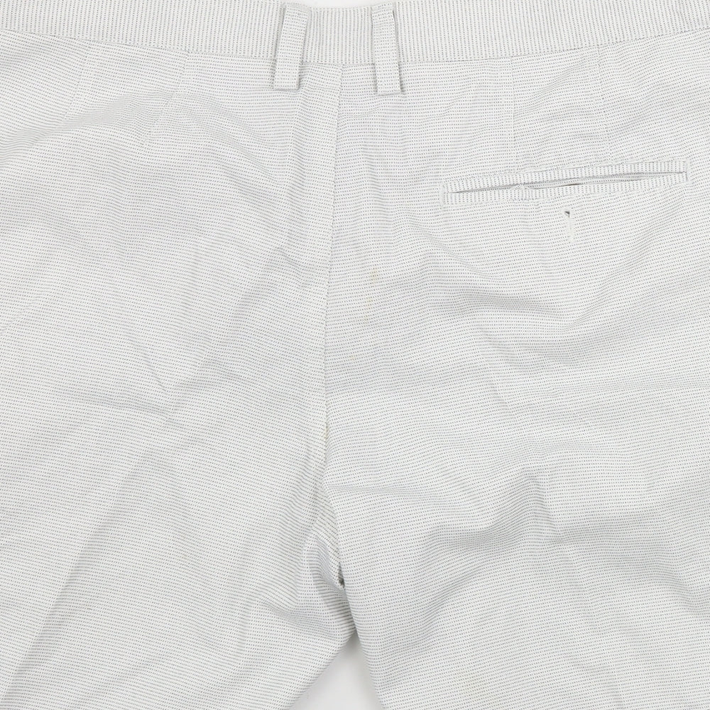 Maine New England  Mens White   Chino Shorts Size 40 in