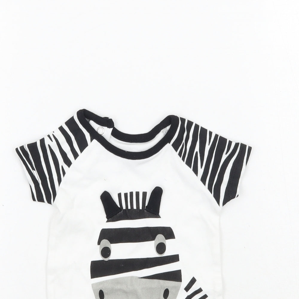 Pep&co Baby White Animal Print  Babygrow One-Piece Size 0-3 Months