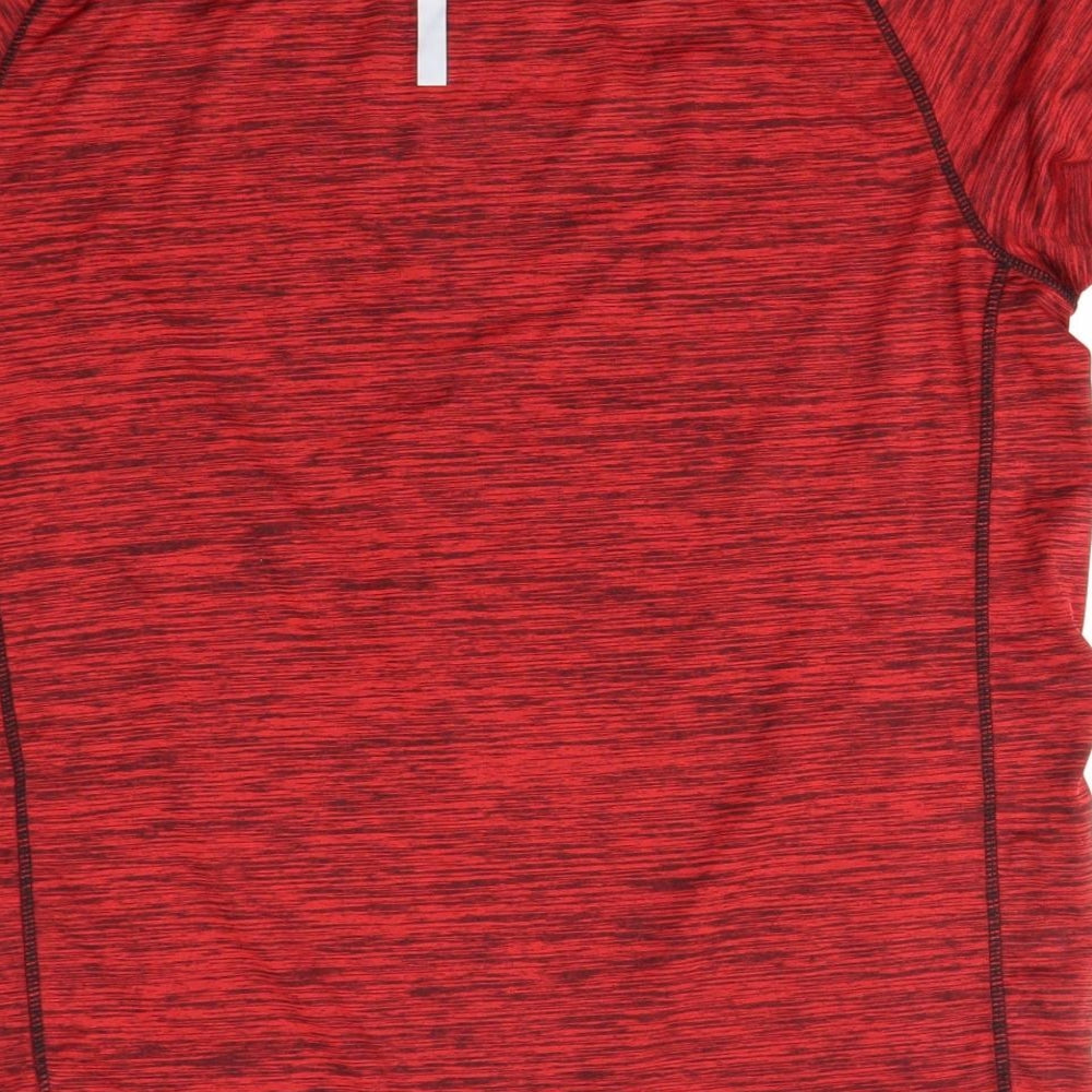 Souluxe Mens Red    T-Shirt Size M