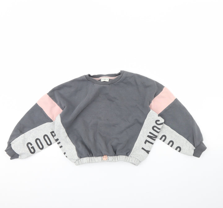 F&F Girls Grey   Pullover Jumper Size 7 Years